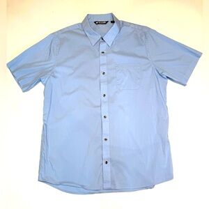 Travis Mathew light blue, lightweight golf Button Down Shirt, XL